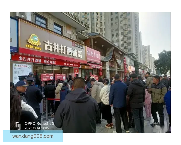 恒大鏖战申鑫赛场背后的战略布局与球员表现解析